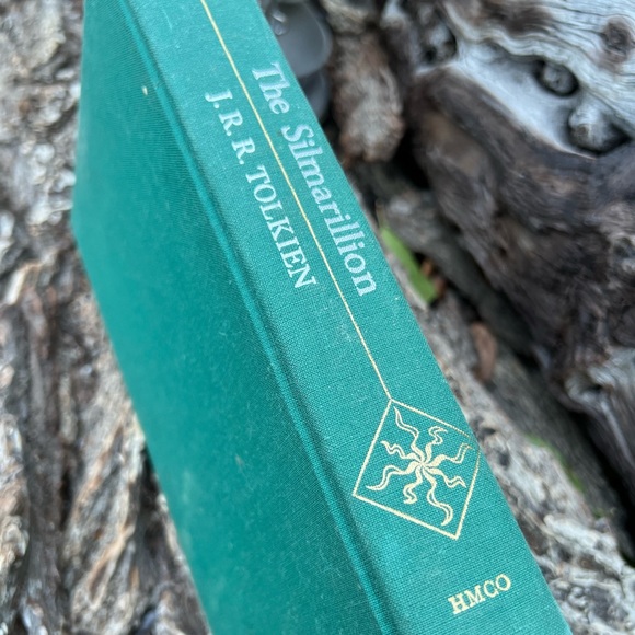 Vintage 1977 1st Printing of J. R. R. Tolkien “The Silmarillion” - Picture 5 of 8